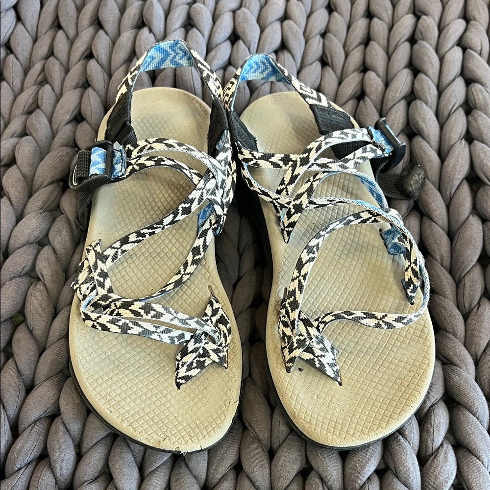 Chaco Black and White Patterned Sandals